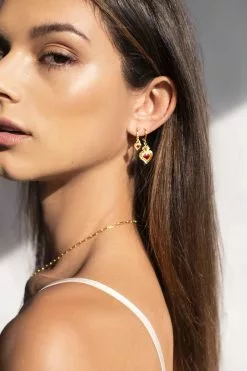 Fortune & Frame Sacred Heart Earrings -FRAME SHOP 0ff73cae 3d3e 4108 b8c2 cdffead54016